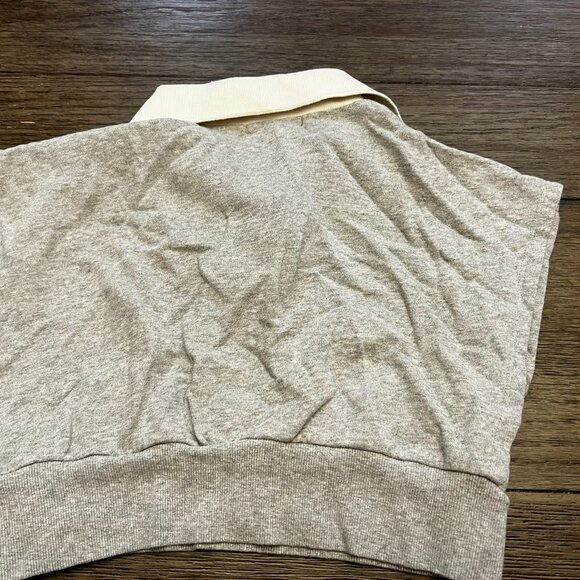 Forever 21 Sleeveless Crop Sweatshirt with Collar - Picture 3 of 3